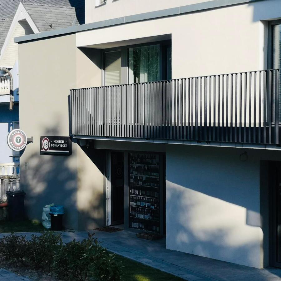 Lotusbluete Appartement In Heviz Mit Tiefgarage Und Panoramaterrasse المظهر الخارجي الصورة